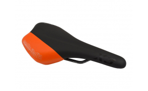 Selle Italia X3 nyereg fekete-narancs