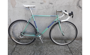 Bianchi CrMo országúti kerékpár használt 55-55,5cm