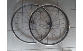 Shimano Ultegra WH-RS700-C30 országúti kerékszett újszerű