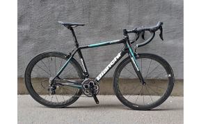 Bianchi Intrepida carbon országúti kerékpár használt 51-53cm