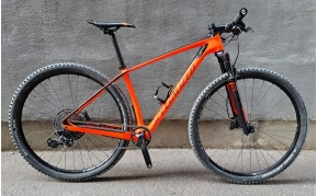 Specialized Stumpjumper carbon 29erMTB kerékpár használt M-es