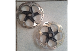 Shimano SM-RT81 FÉKTÁRCSA PÁRBAN használt 180mm