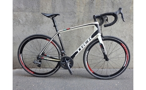 TREK MADONE 5.9 carbon országúti kerékpár használt 58cm