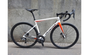 Specialized Tarmac SL6 disc carbon országúti kerékpár használt 54cm