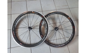 Fulcrum Red Wind alu-carbon országúti kerékszett használt