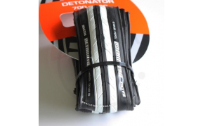 Maxxis Detonator gumi külső 700x23C fekete-fehér